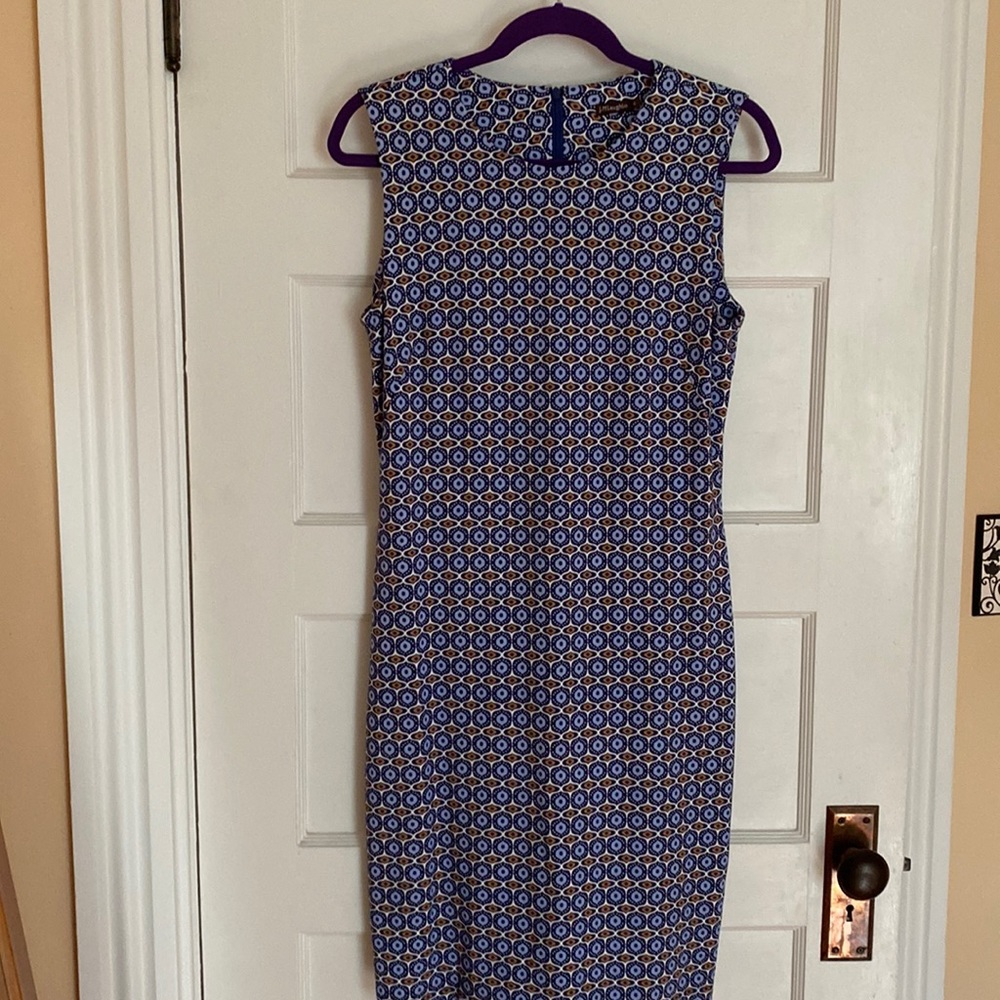 J. McLaughlin Blue and White Geometric Midi Dress